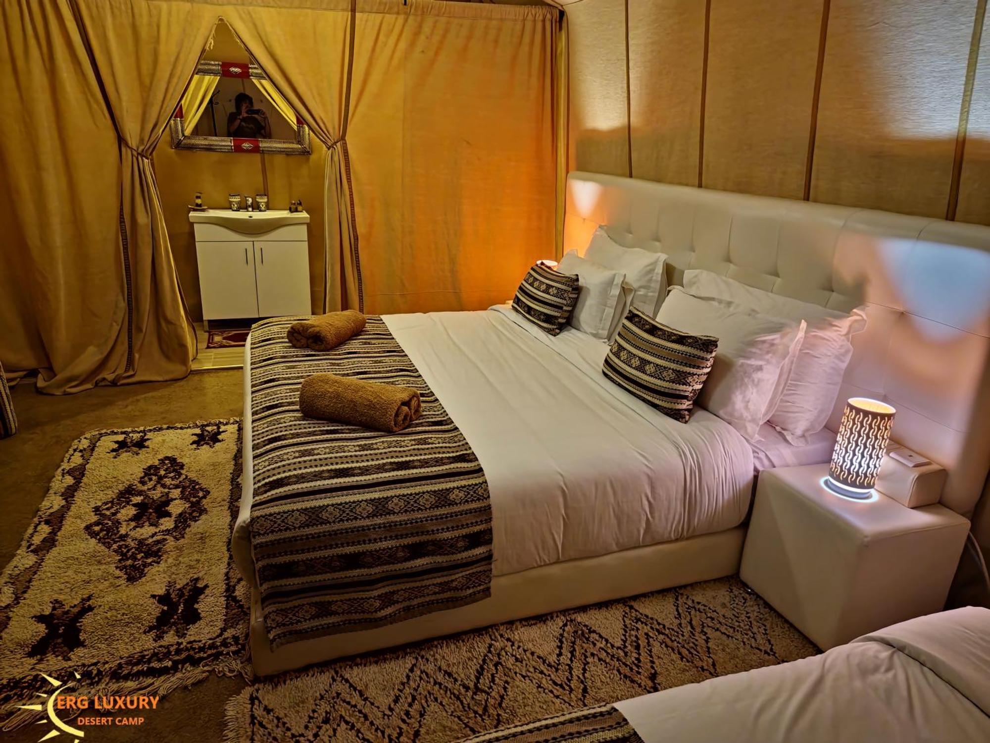 Dounia Luxury Camp 호텔 메르주가 외부 사진