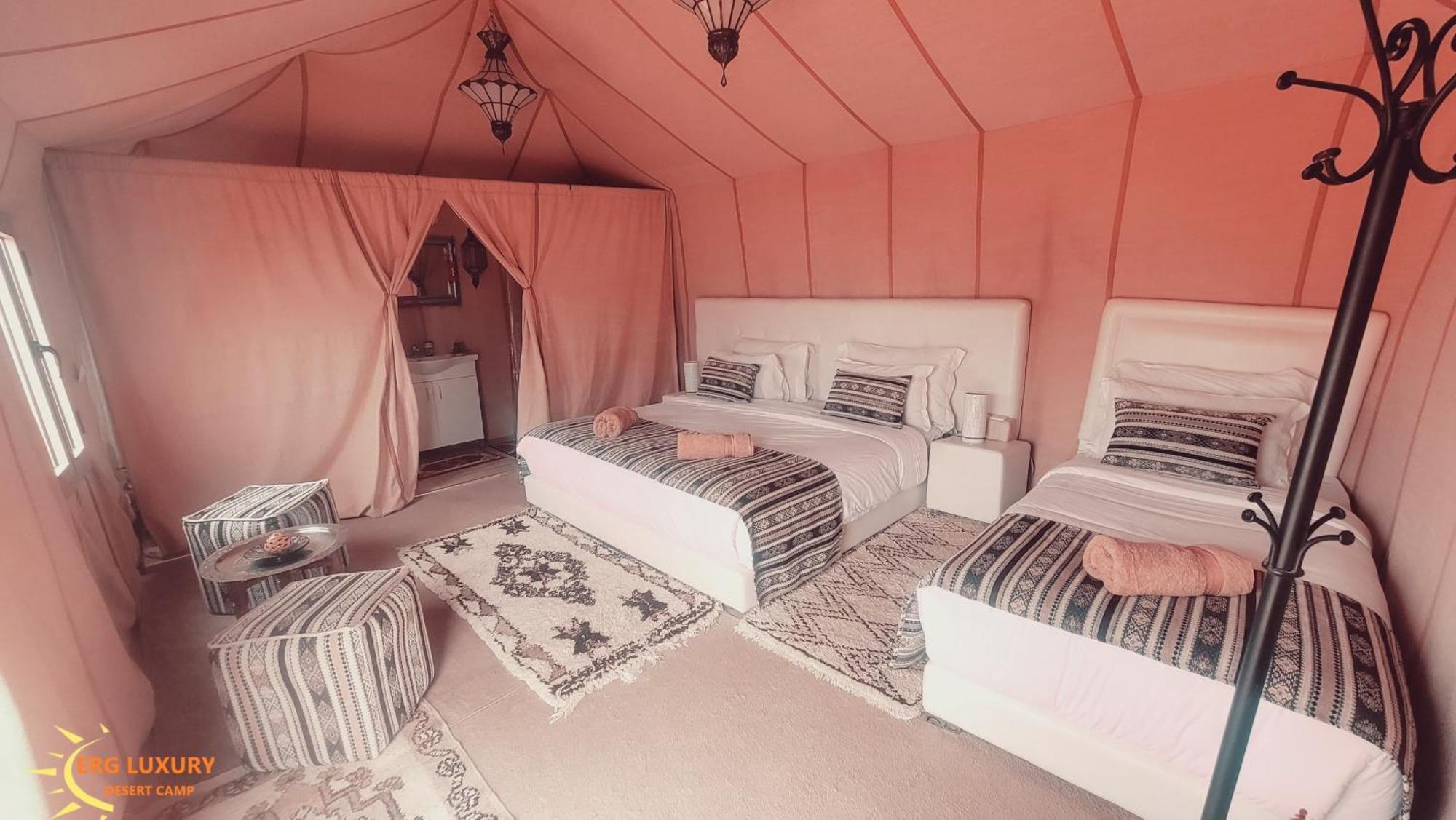 Dounia Luxury Camp 호텔 메르주가 외부 사진